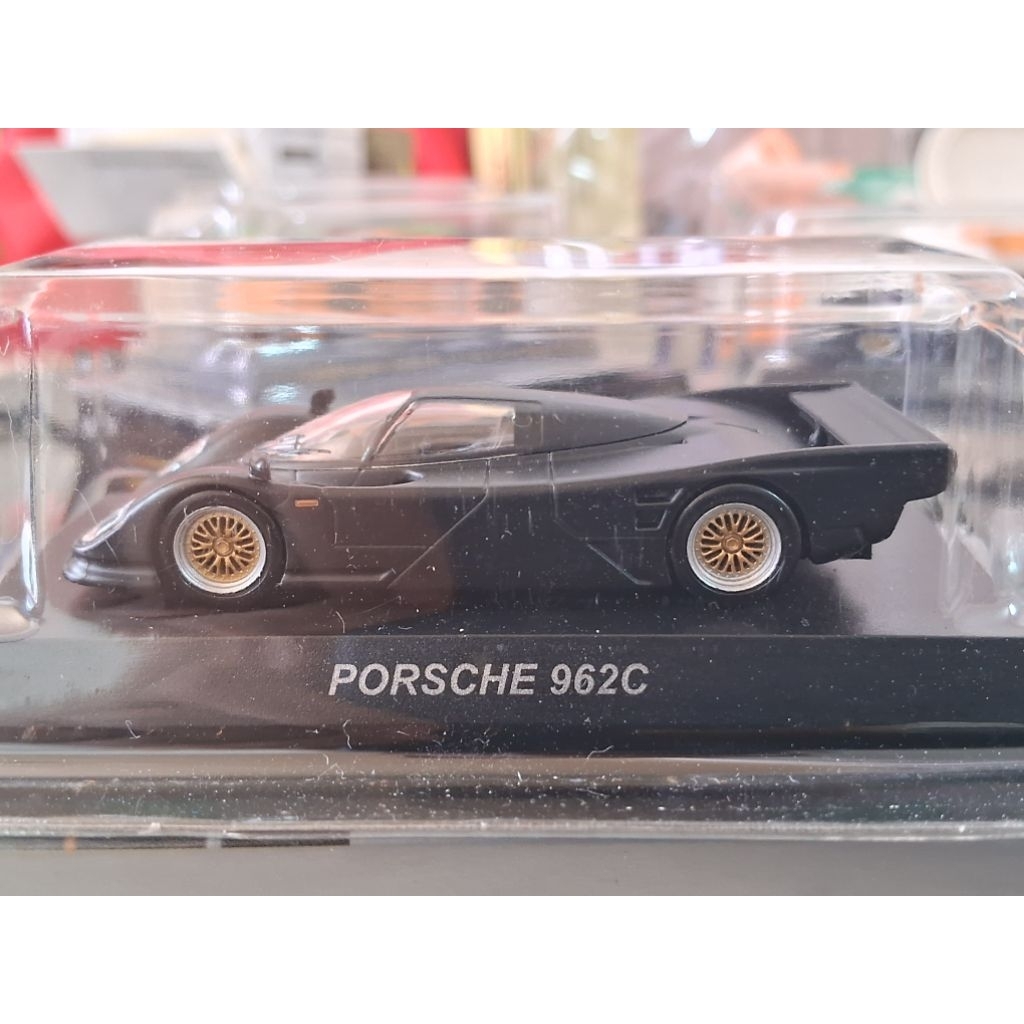 KYOSHO 1/64 - PORSCHE 962C MATTE BLACK