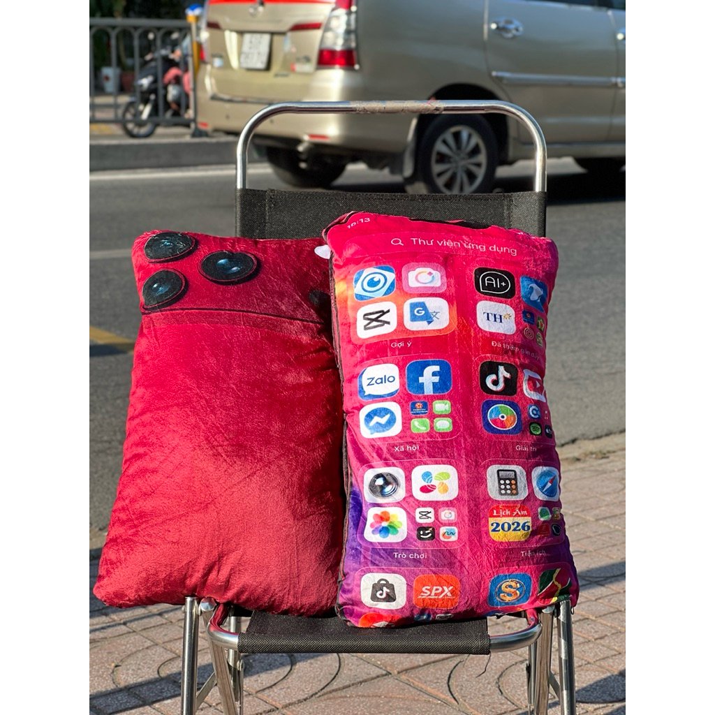 IPHONE 18 PROMAX – BURGUNDY RED