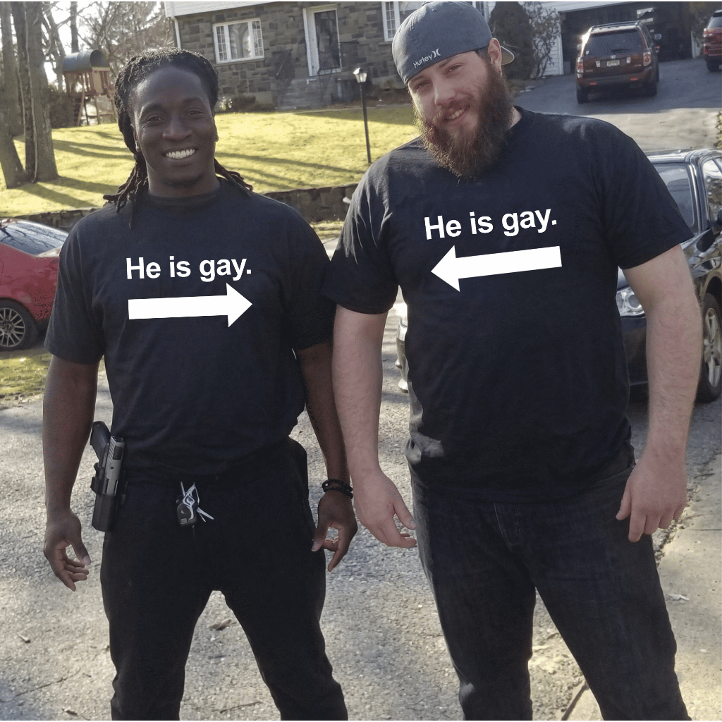 He Is Gay เสื้อยืด - Meme เสื้อยืด Friends Basic Y2k Casual Retro Streetwear Hiphop เสื้อฤดูร้อนผ้าฝ