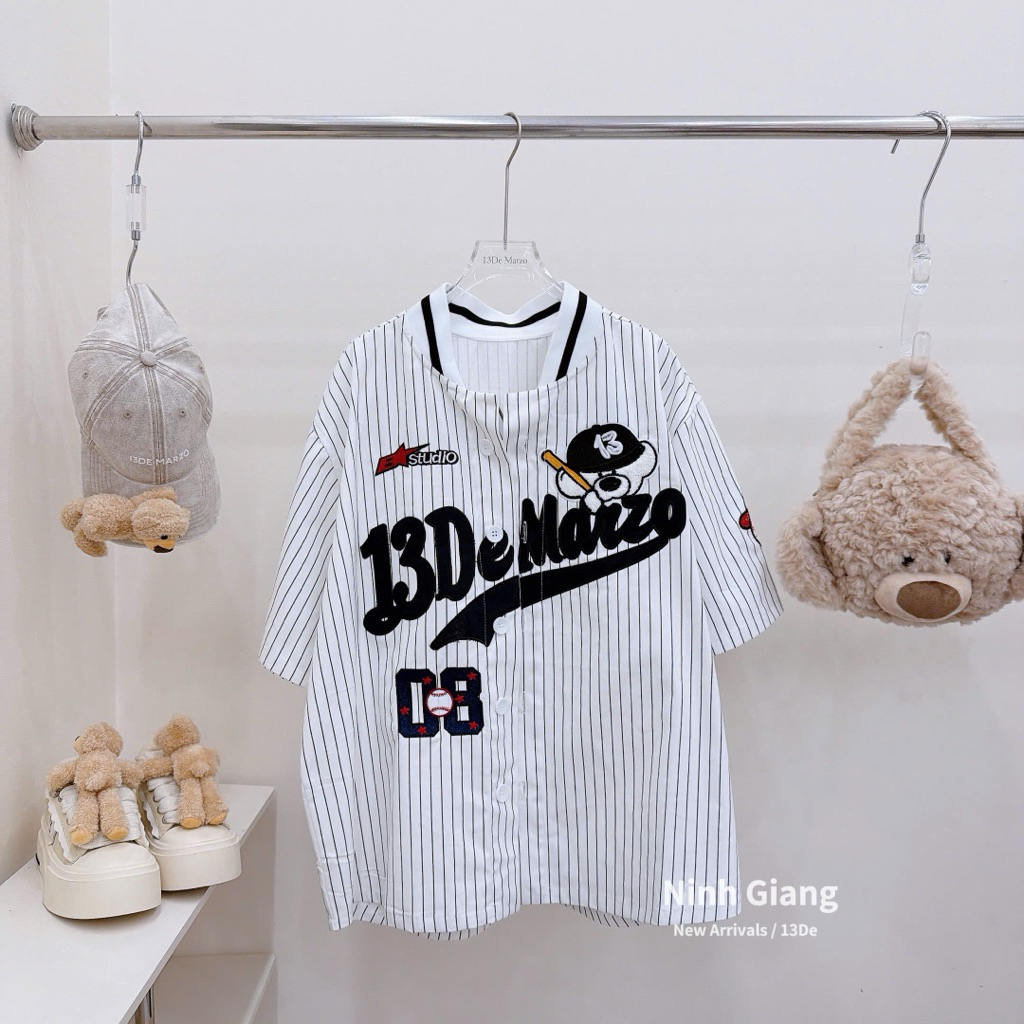 EMBROIDERED BEAR PLADIED BASEBALL SHIRT