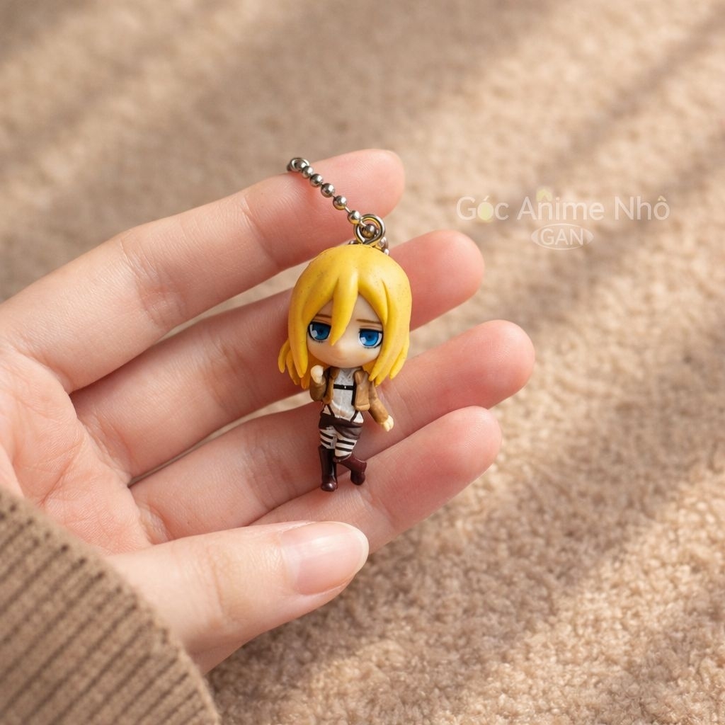 พวงกุญแจ Christa Lenz Great War on Titan - อย่างเป็นทางการ