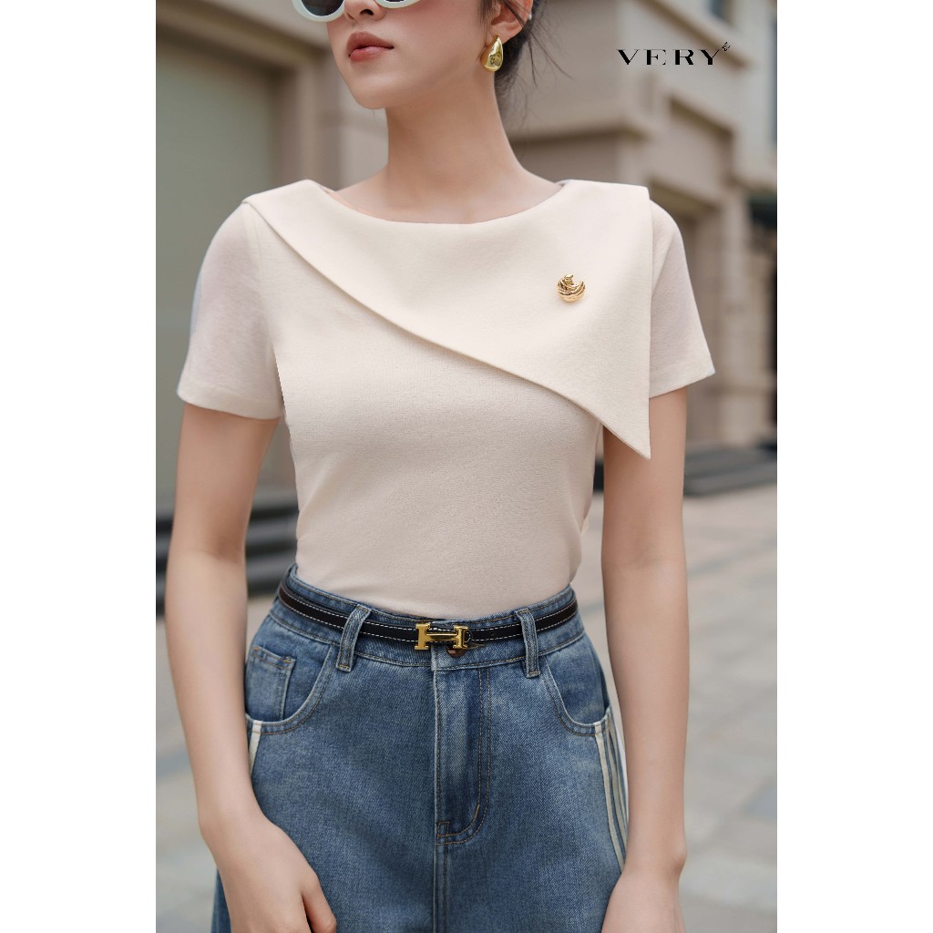 [VERY] เสื้อยืดทรงเข้ารูปพร้อมอุปกรณ์เสริมหัวใจวัสดุยืดหยุ่นคุณภาพสูง 026VAT13N