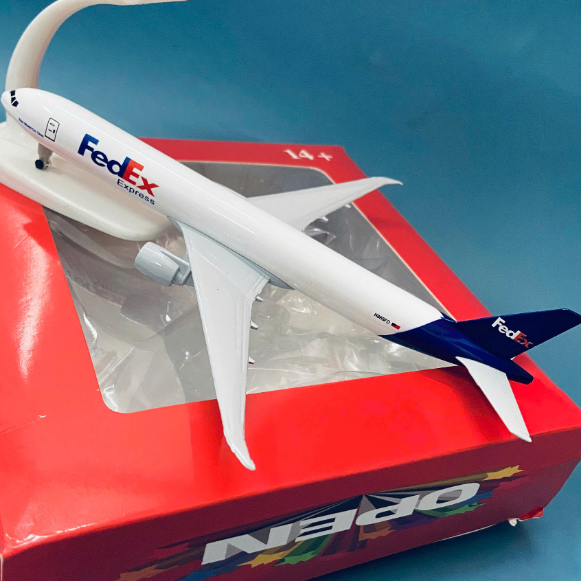 เครื่องบินโมเดล "FedEx Express" บริษัทขนส่งทั่วโลก MD-11 FEDEX โลหะผสมคุณภาพสูง