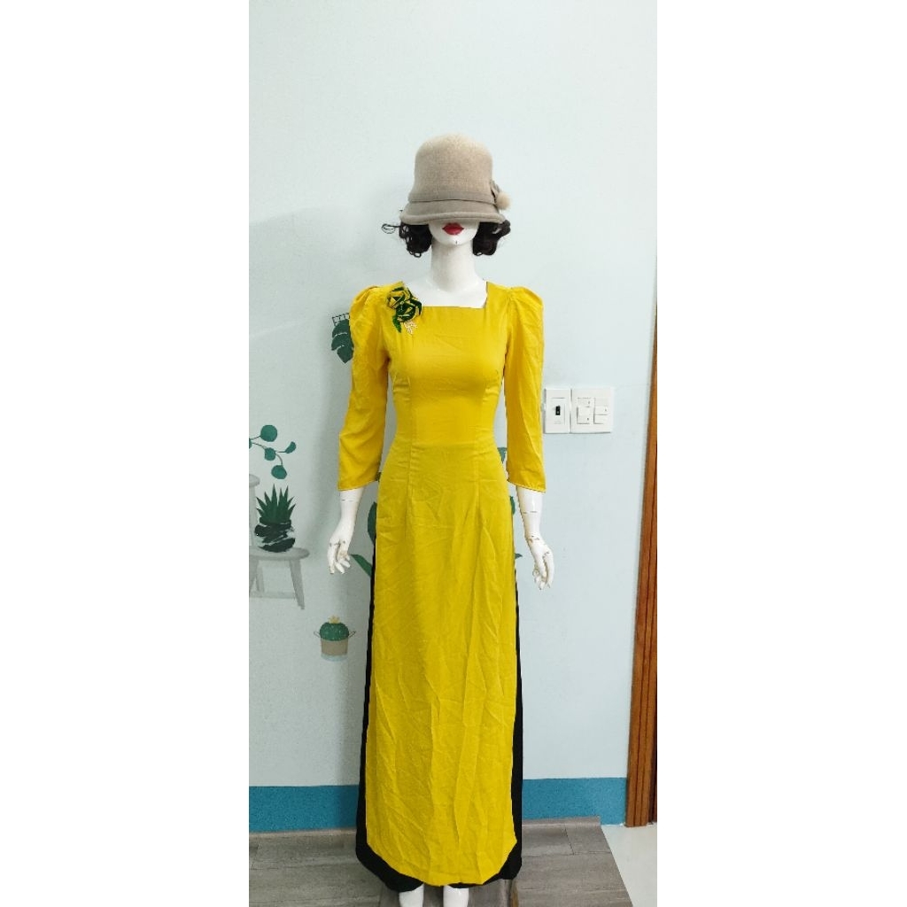 2hand Ao Dai Size M (รหัสกว่า 1000)