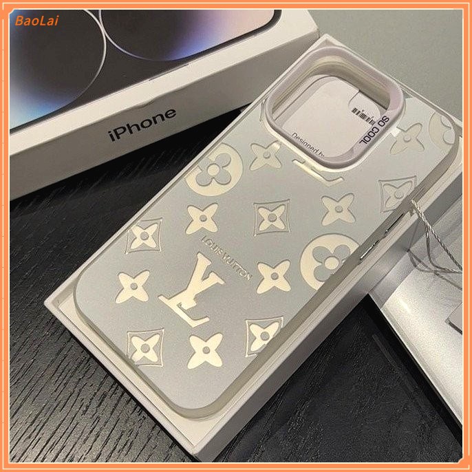 เคสโทรศัพท์ iPhone สีเงินด้านลาย LV ป้องกันกล้องป้องกันรอยขีดข่วน - เข้ากันได้กับ iPhone 17/16/15/14