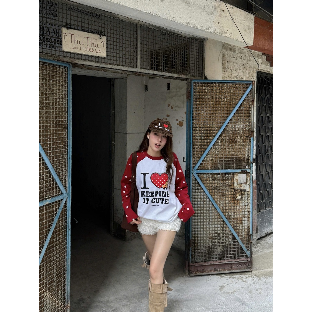 Calem Club- Raglan Keeping It เสื้อยืดแขนยาวน่ารักทรงหลวมสําหรับผู้ชายและผู้หญิงผ้าฝ้าย 230gsm เย็น ราคา ถูกที่สุด ดีลบีเคเค แกลเลอรีภาพที่ 8