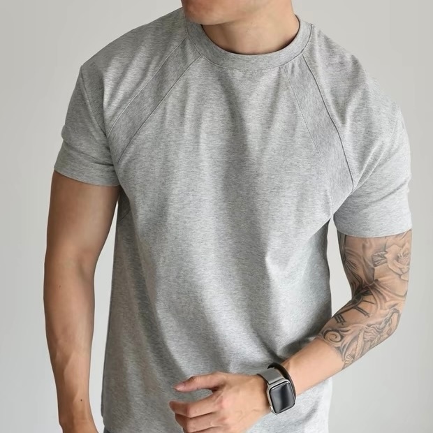 Gao studio เสื้อยืดแขนสั้นคอกลม Raglan ผ้าฝ้ายยืด 4 ทาง - เสื้อยืดผู้ชายรูปแบบปกติทําให้แบนและระบายอ