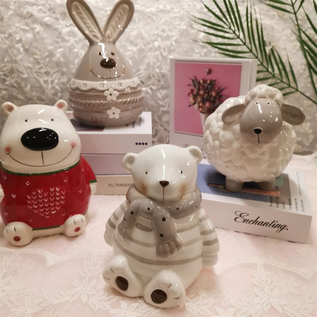 (มีจําหน่าย) Polar Bear in Scarf Saving Tube – Lovely & Meaningful