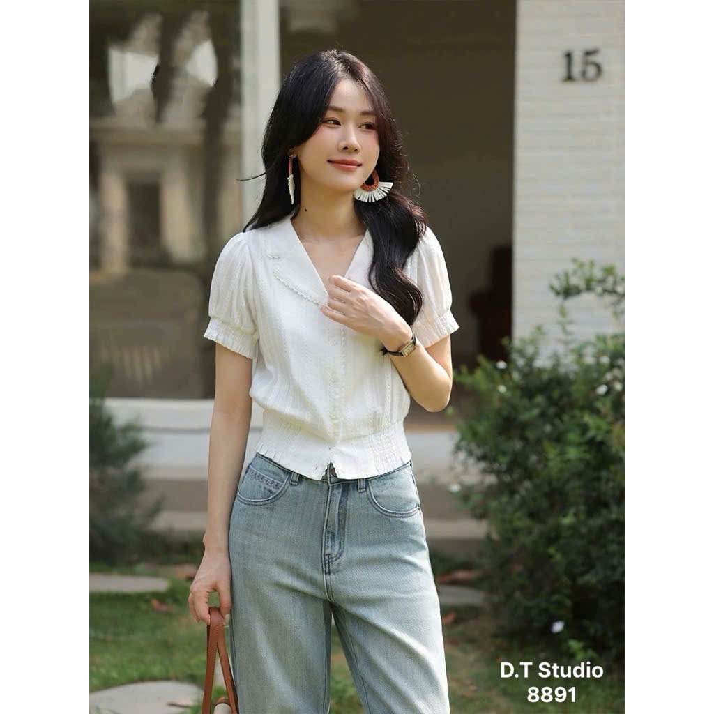 WGWE• เสื้อลูกไม้คอวี 8891 wgwe สินค้า QC ไซส์ SM