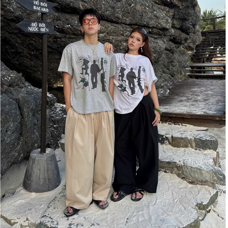AB HOUSE - กางเกงสีกากีขากว้างจีบเบสิคสําหรับผู้ชายและผู้หญิง