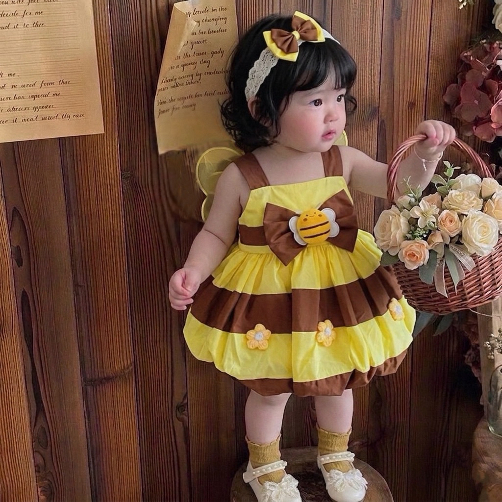 เดรสโลลิต้าผึ้งสีเหลืองมีปีกและที่คาดผม