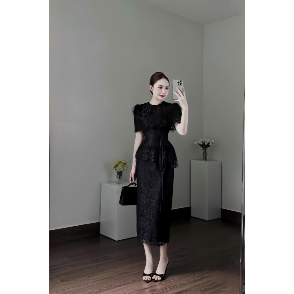 D0929 – ชุดเดรสปาร์ตี้ลูกไม้ยาวขนนกและดอกไม้ 3D – สีดํา รูปที่ 6
