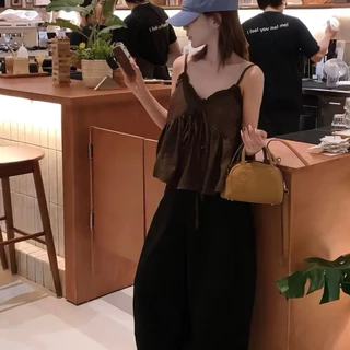 MAYA TOP เสื้อเบบี้ดอลล์แบบสั้น 2 สาย ระบายหวายและโบว์ ท็อป 2 สายผู้หญิง