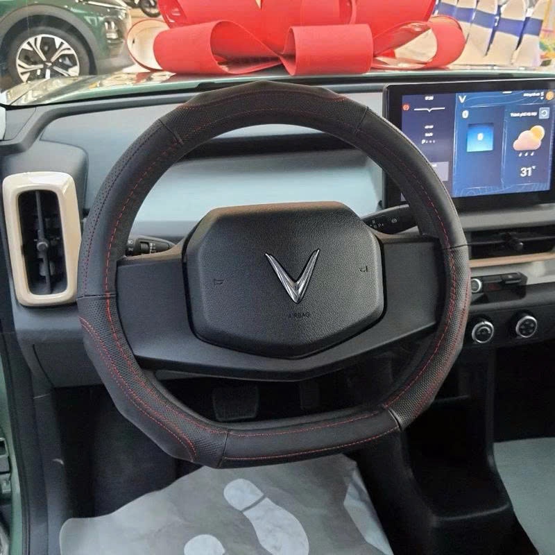หุ้มพวงมาลัย หุ้มพวงมาลัยหนังแท้ รุ่น Dcut สําหรับ Vinfast VF3, VF E34, VF5, VF6, VF7, VF8, VF9