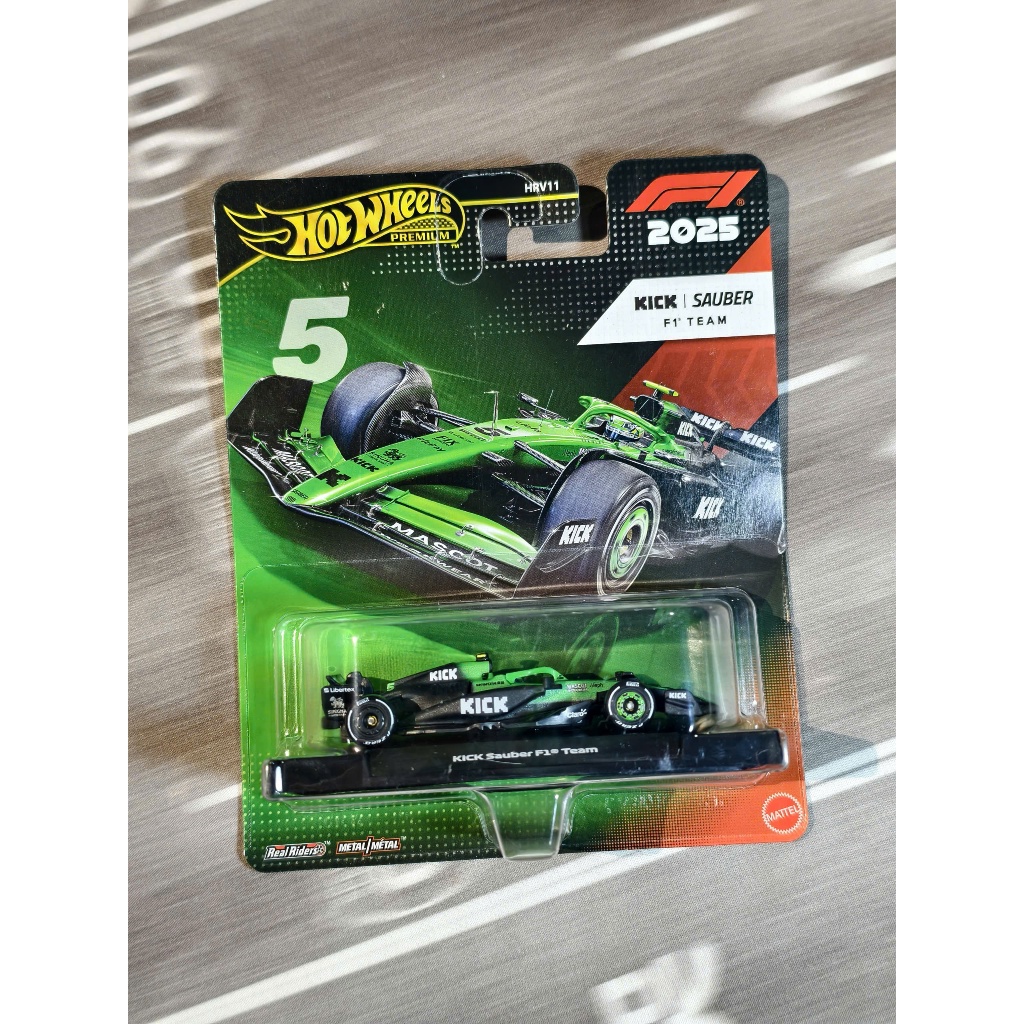 Hot Wheels F1 KICK Sauber Formula 1 รถโมเดลทีม
