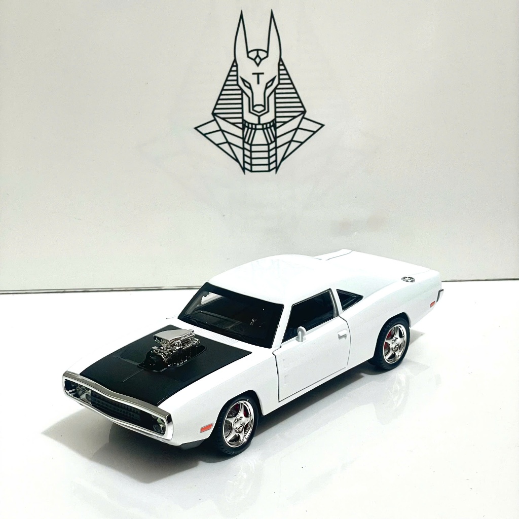 1/24 โมเดลรถเหล็ก DODGE CHARGER R/T 1970 Supercar ใช้สําหรับจอแสดงผลโต๊ะทํางาน