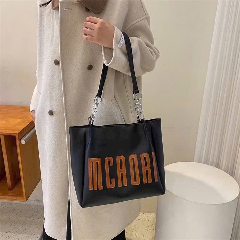 Fashion Pu Leather Chain Tote Bag กระเป๋าสะพายไหล่สําหรับออกไปข้างนอกและเดินทาง ขนาด 30cm CS010