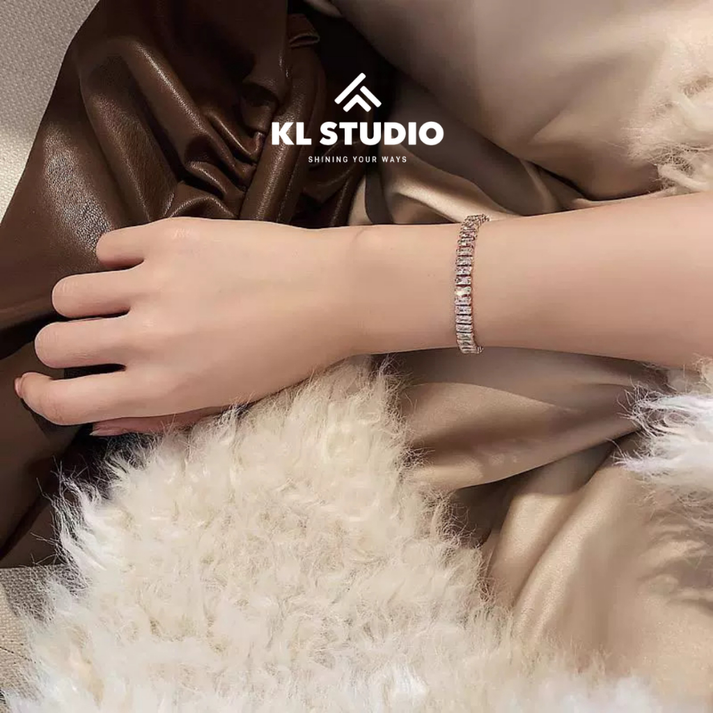 KL.STUDIO สร้อยข้อมือเชือกรูดหินสี่เหลี่ยมหรูหรา - B54