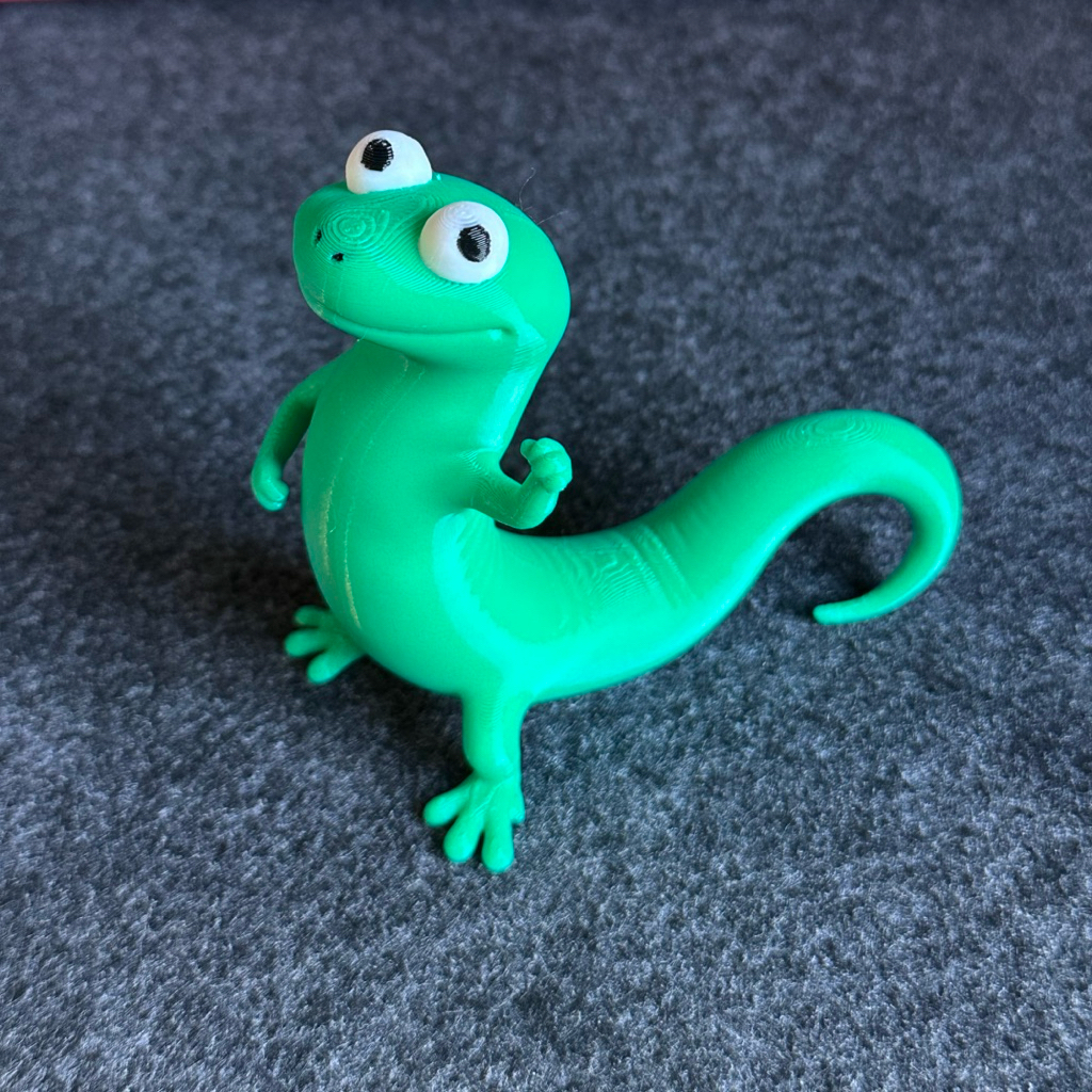Tom Lizard Green Lizard Model, Trend Hot Hit, Magical Jumping Owl Hoppers Movie Lizard