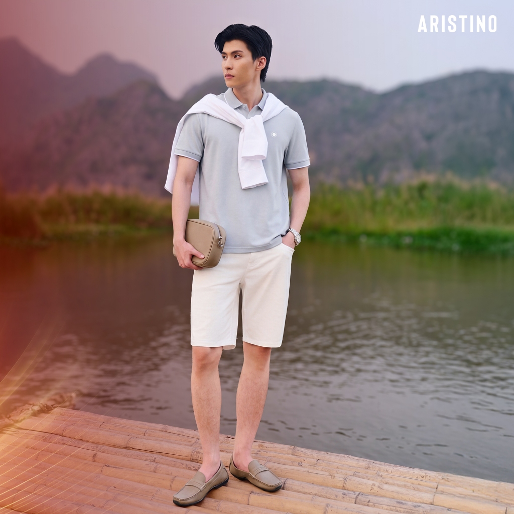 เสื้อโปโลผู้ชายอริสโต เนื้อยางยืดสุดเท่ ดีไซน์เส้นสีขาวสุดหรูพร้อมคอปก APS208AS0E