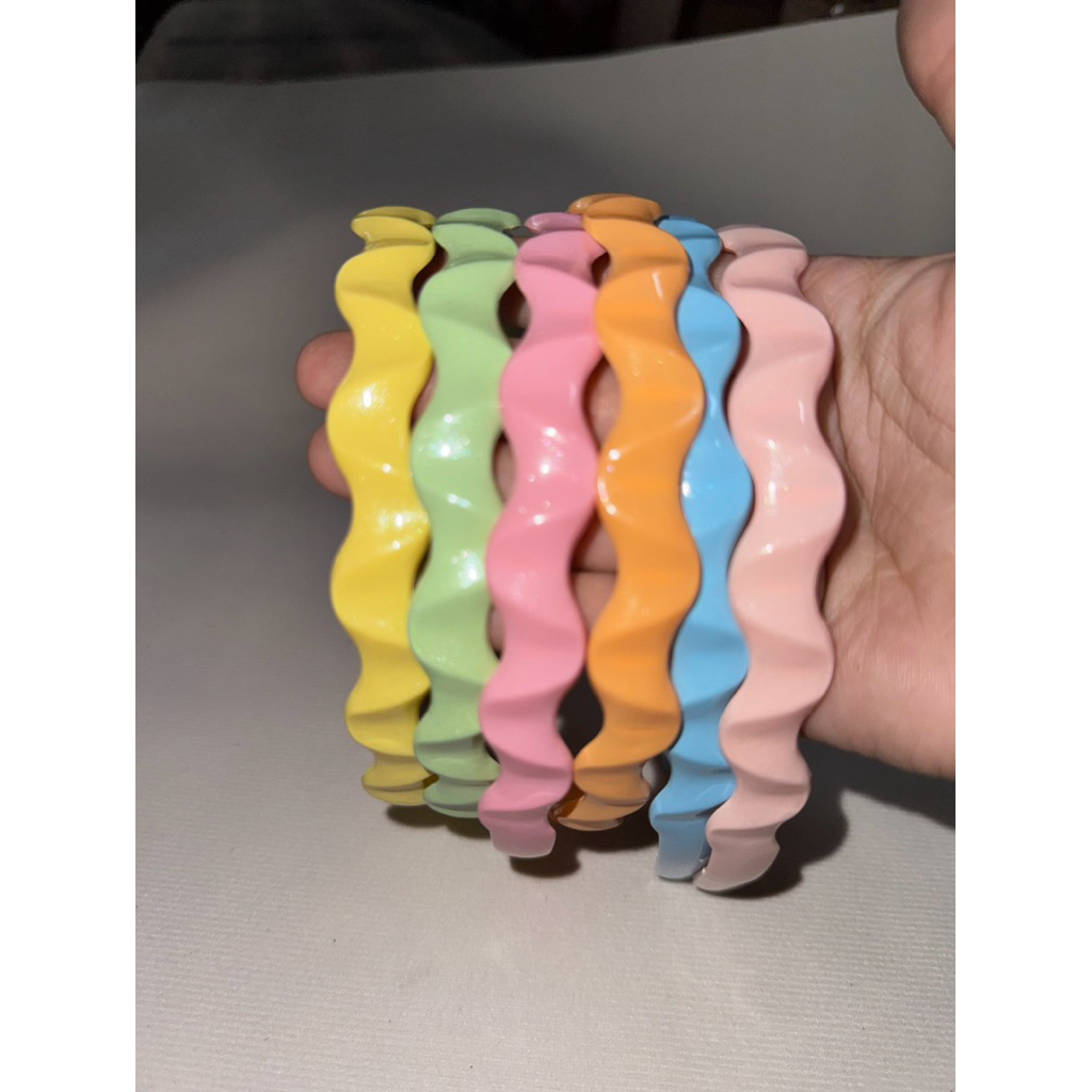 COMBO OF 2 WAVY HAIR CLIPS - PRETTY EVERY DAY