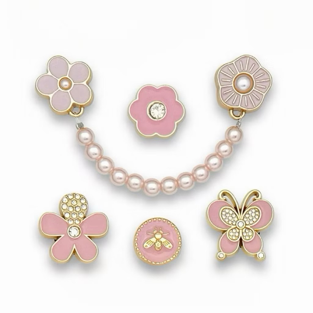 [GENUINE]JJBXC Charm Cr.oss Grass Shoe Buckle Ch.arm cr.oss Pink ButterflyPEARL BOW