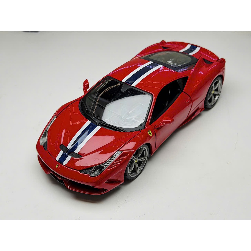 FERRARI 458 SPECIALE MODEL CAR, 1/18 SCALE BBURAGO