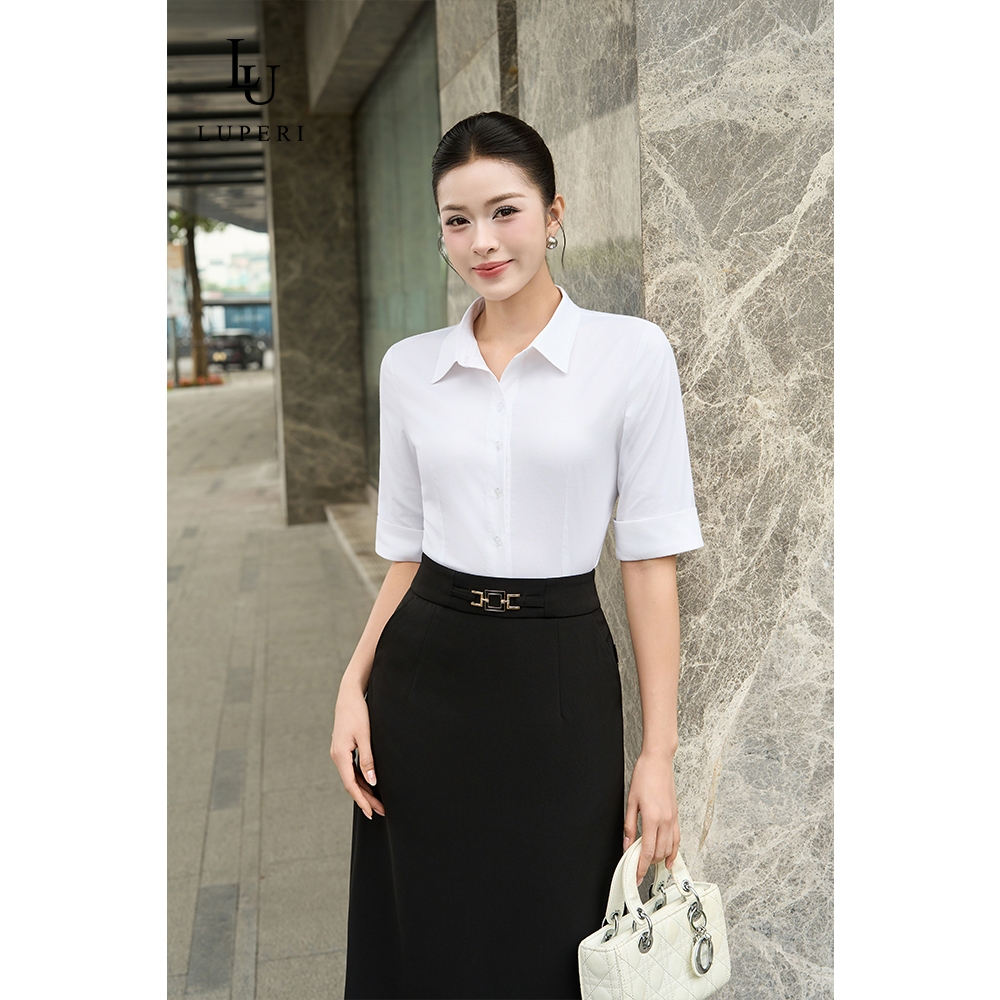 เสื้อเชิ้ตสีขาวสํานักงานของผู้หญิง LF6SM22 ปกเยอรมันแขนหลวมเข้ารูปยืดไม่มีริ้วรอย