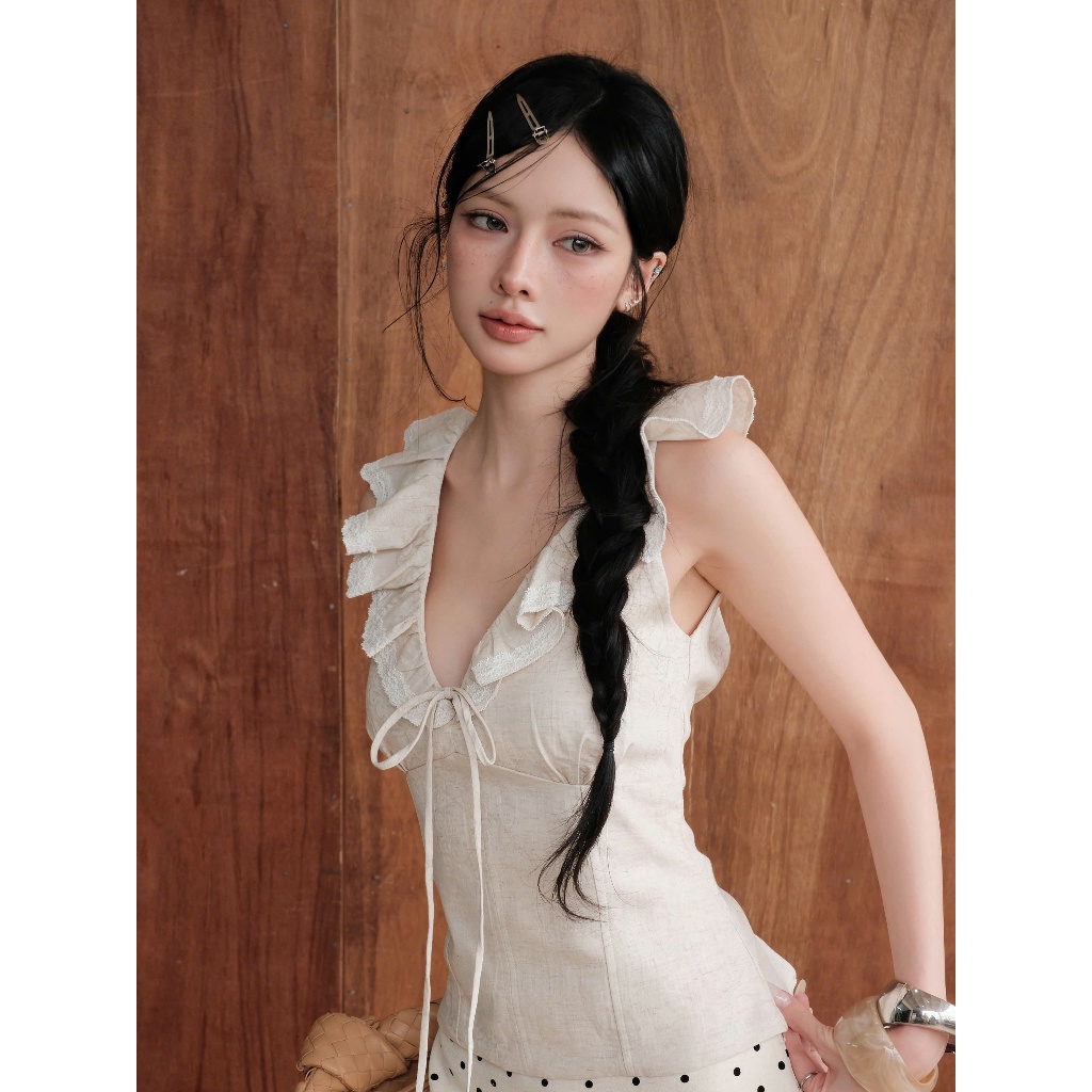 KIDO - LETTY TOP เสื้อระบายคอวี