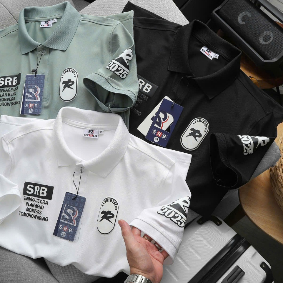 เสื้อยืดร่างกายคอปกเปิดลงของผู้ชาย SRB16 - R2025 รูปแบบคุณภาพสูงหรูหราที่โดดเด่นอ่อนเยาว์และชายยืดหย
