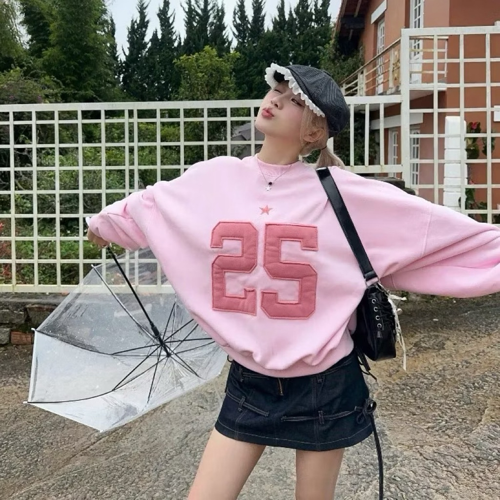 เสื้อสเวตเตอร์ PASS 25 TWENTY FIVE