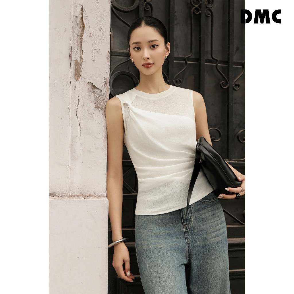 เสื้อยืดผู้หญิง DMC คอปก stylized (Knit Blouse)