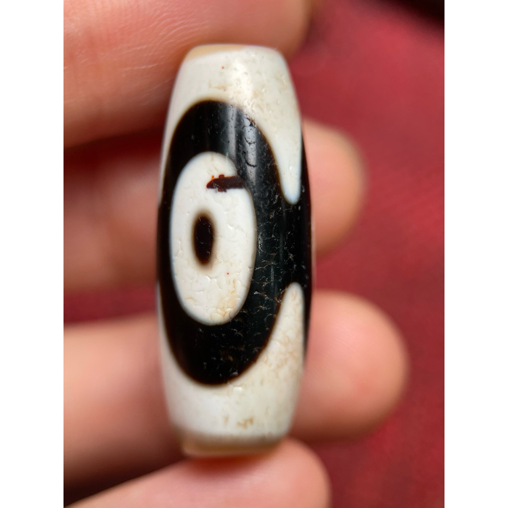 SA Tibetan Vip 3 ตา Cinnabar Dzi (33x13 มม.) - ป้องกันร่างกายพลังงานสูง