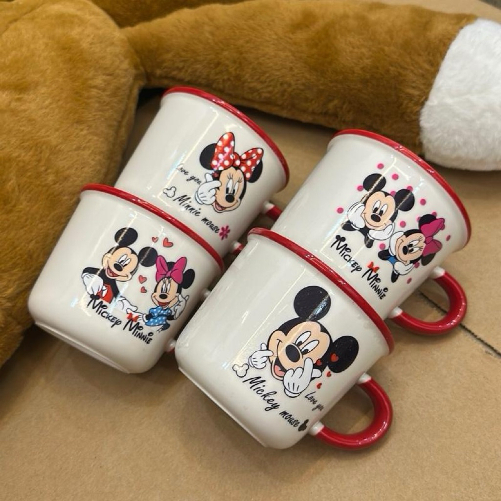 ถ้วย MICKEY SIU พร้อมที่จับพร้อมกล่อง 300ml