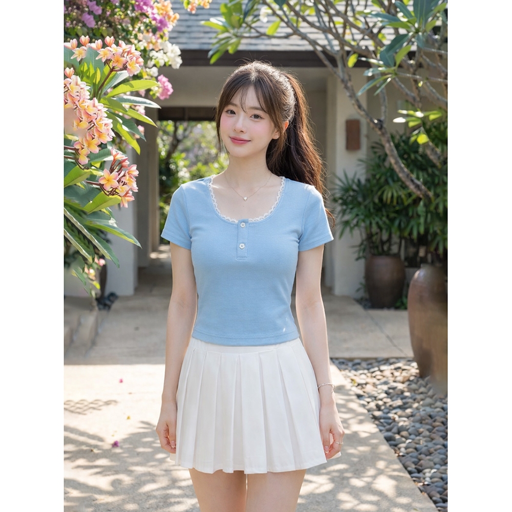 เสื้อยืดคอเหลี่ยมลูกไม้น่ารัก LRC037