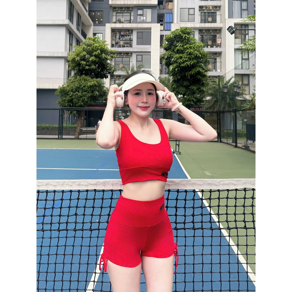 ชุดกีฬาผู้หญิง ยิม โยคะ ชุดแอโรบิค กางเกงจั๊มผสมบรา MTR ยกก้น และคอนซีลเลอร์