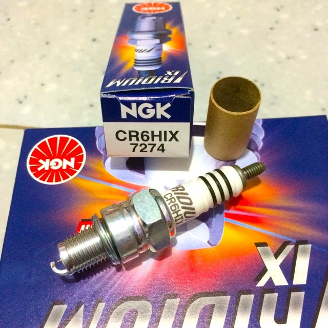 หัวเทียน NGK Iridium CR6HIX 7274 - หมุดสั้น YAMAHA PG-1 PG1 Sirius Jupiter MADE IN JAPAN