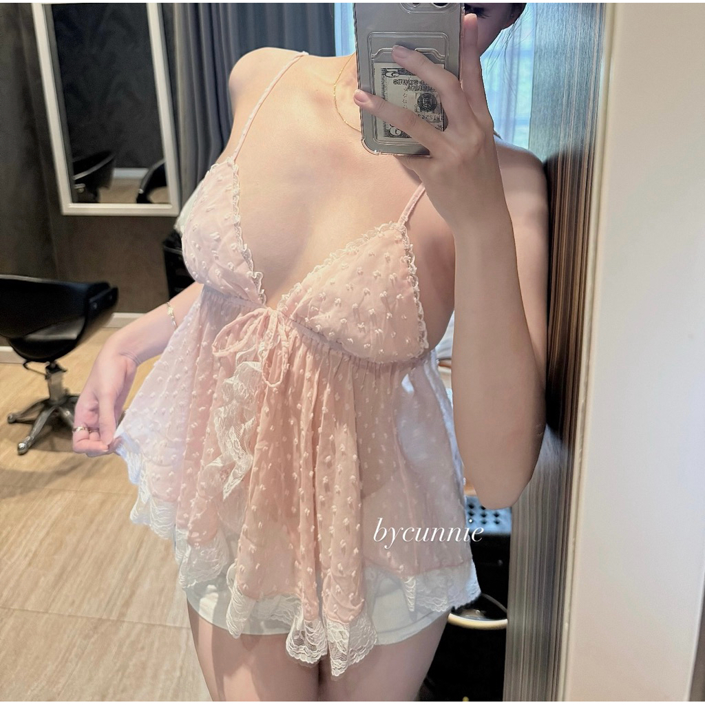 Sarina Lace Top - เสื้อคลุมชีฟองลูกไม้ - Connie