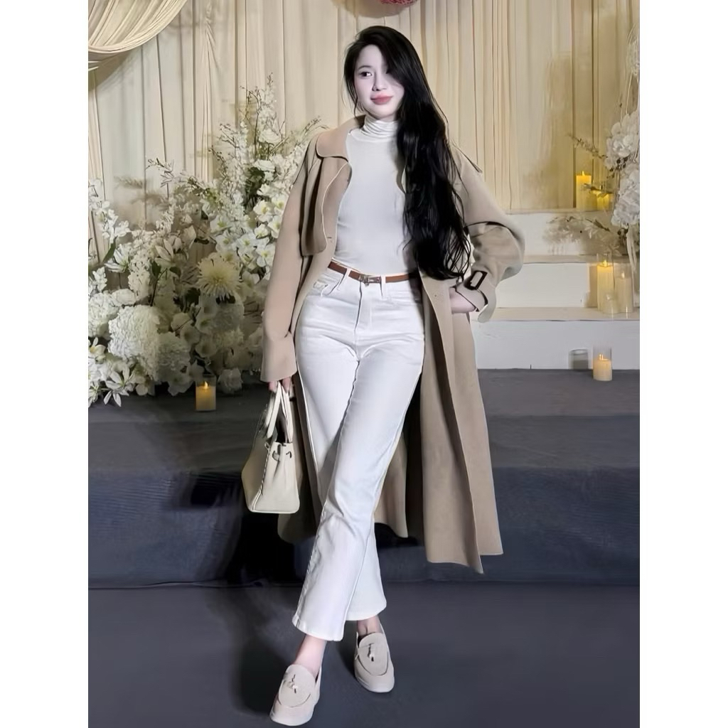 Basic Straight-Leg Jeans Easy to Coordinate Hot Trend 2026