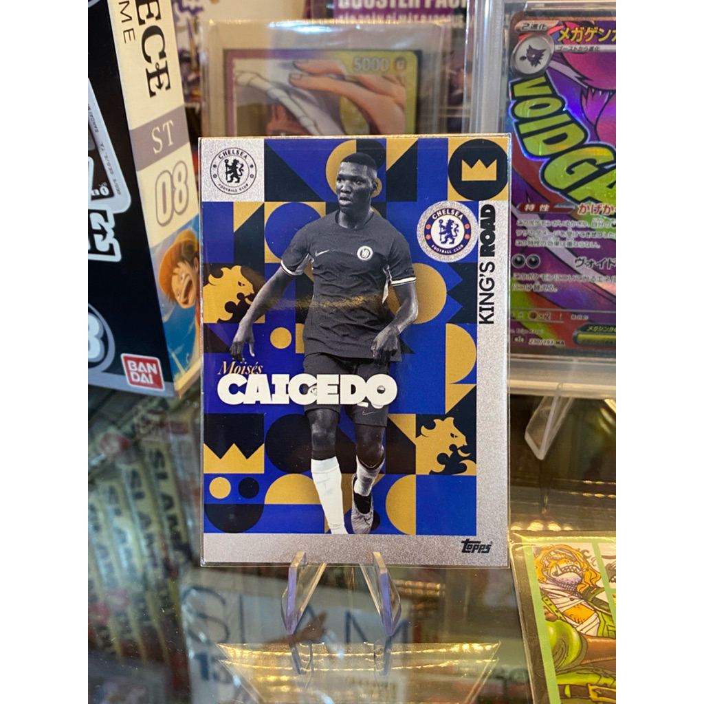 การ์ดผู้เล่นในตํานาน Moises Caicedo 2025 ชุดเสื้อทีมเชลซี Topps 34
