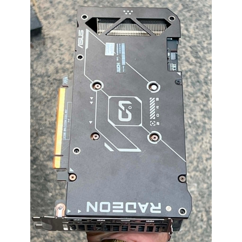 การ์ดสี ASUS RX 7600 (ผลิตภัณฑ์เก่า) 07.2028