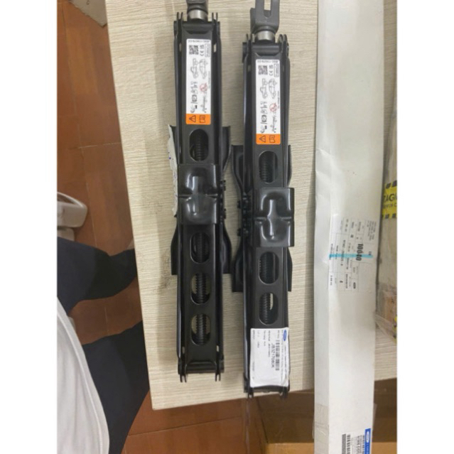 แจ็คกู้ภัย Ranger และ Everest ของแท้ JB3C17080CC JB3Z17080C JB3C17080CB JB3Z17080B