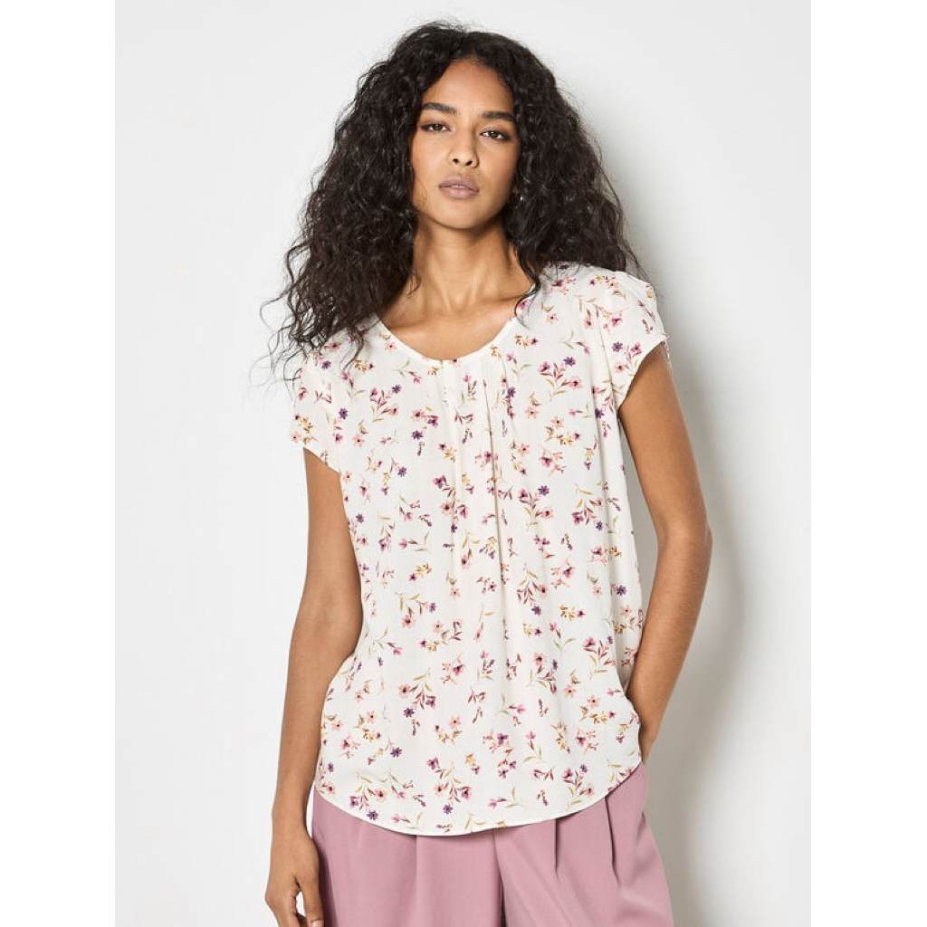 APRICOT PATTERN SLEEVE SHIRT*