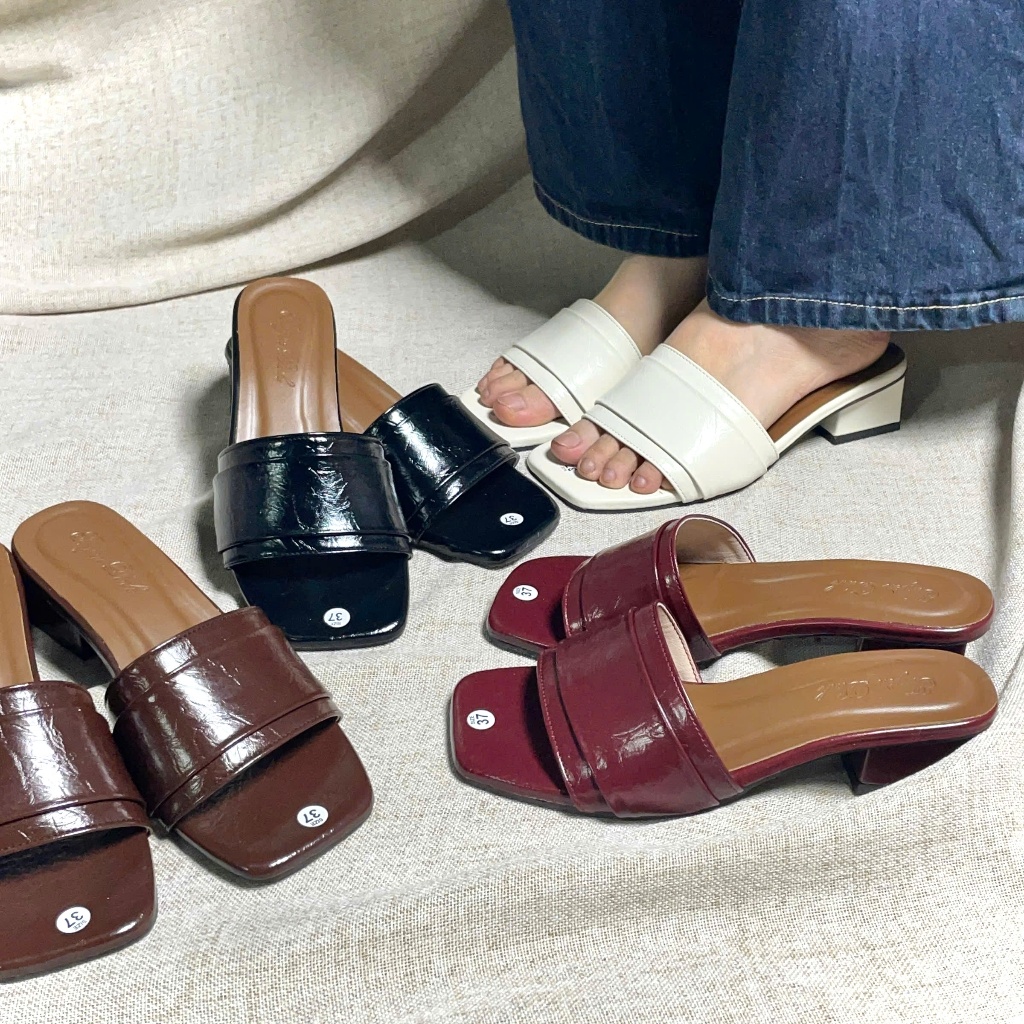 [T.DINN] G002 4-SECTION HIGH HEEL SLIPPERS WITH TWO LAYERS และสไตล์อ่อน
