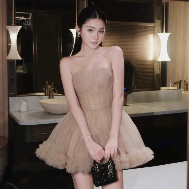 SHYN Closet เดรสเกาะอกจับจีบ Tulle Princess Party Dress