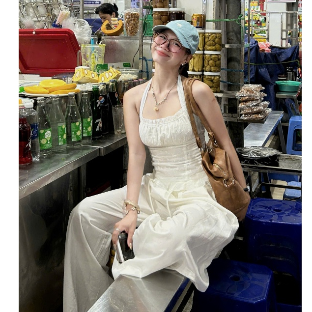 (OLDSCHOOL PHOTO) เสื้อชั้นในสตรีลูกไม้ลายดอกไม้เปิดหลังและระบาย A11301 TUTU TOP.