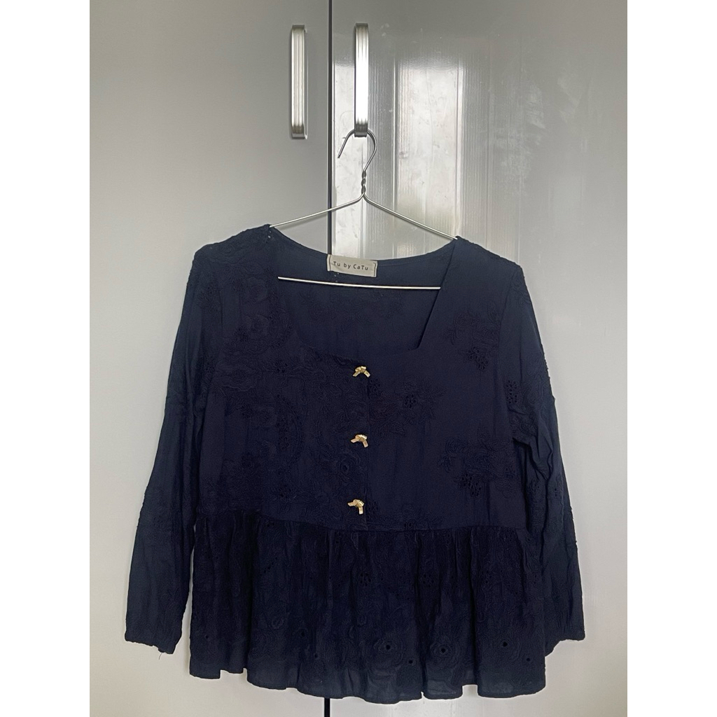 Pass babydoll เสื้อเชิ้ตคอเหลี่ยมและแขนสั้น Tu by Cattu
