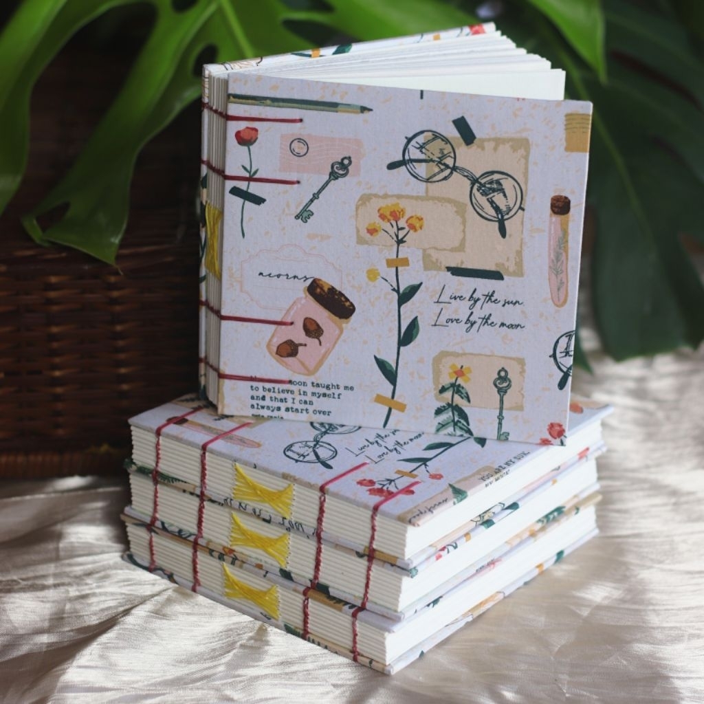 หนังสือหัตถกรรม / Bookbinding / 14*14cm Random Studio