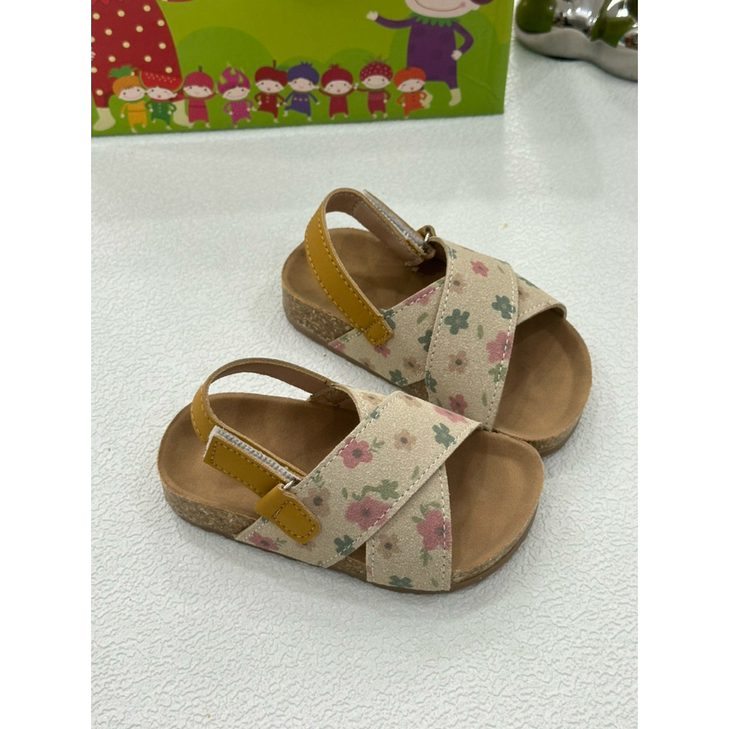 SZ21-30[+SOCKS] รองเท้าแตะสาวน้อยลายดอกไม้พร้อมสายรัดไขว้ พื้นนุ่มสไตล์เกาหลี สักหลาดนุ่ม เวลโครสะดว
