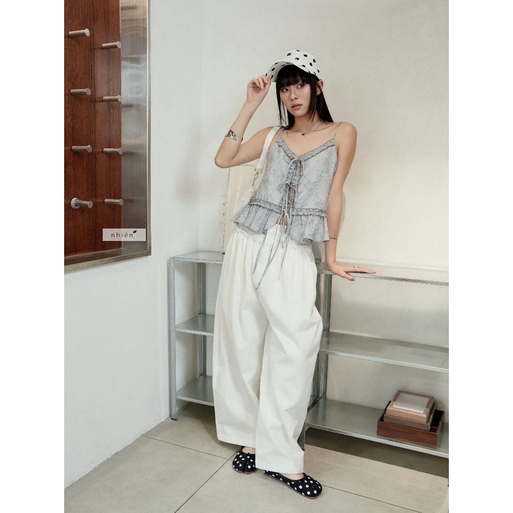 Parachu Pants - กางเกงขากว้างลูกไม้ที่เอว nhien.official NQD00008